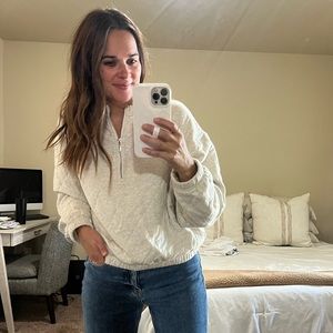 Quilted quarter zip up